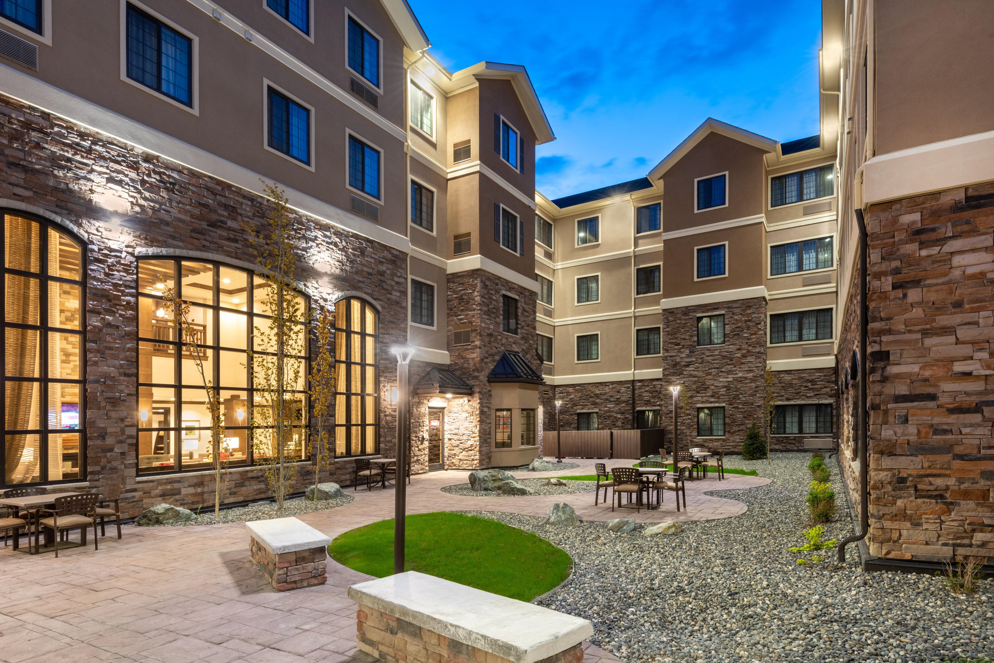 Staybridge Suites Anchorage By Ihg Esterno foto