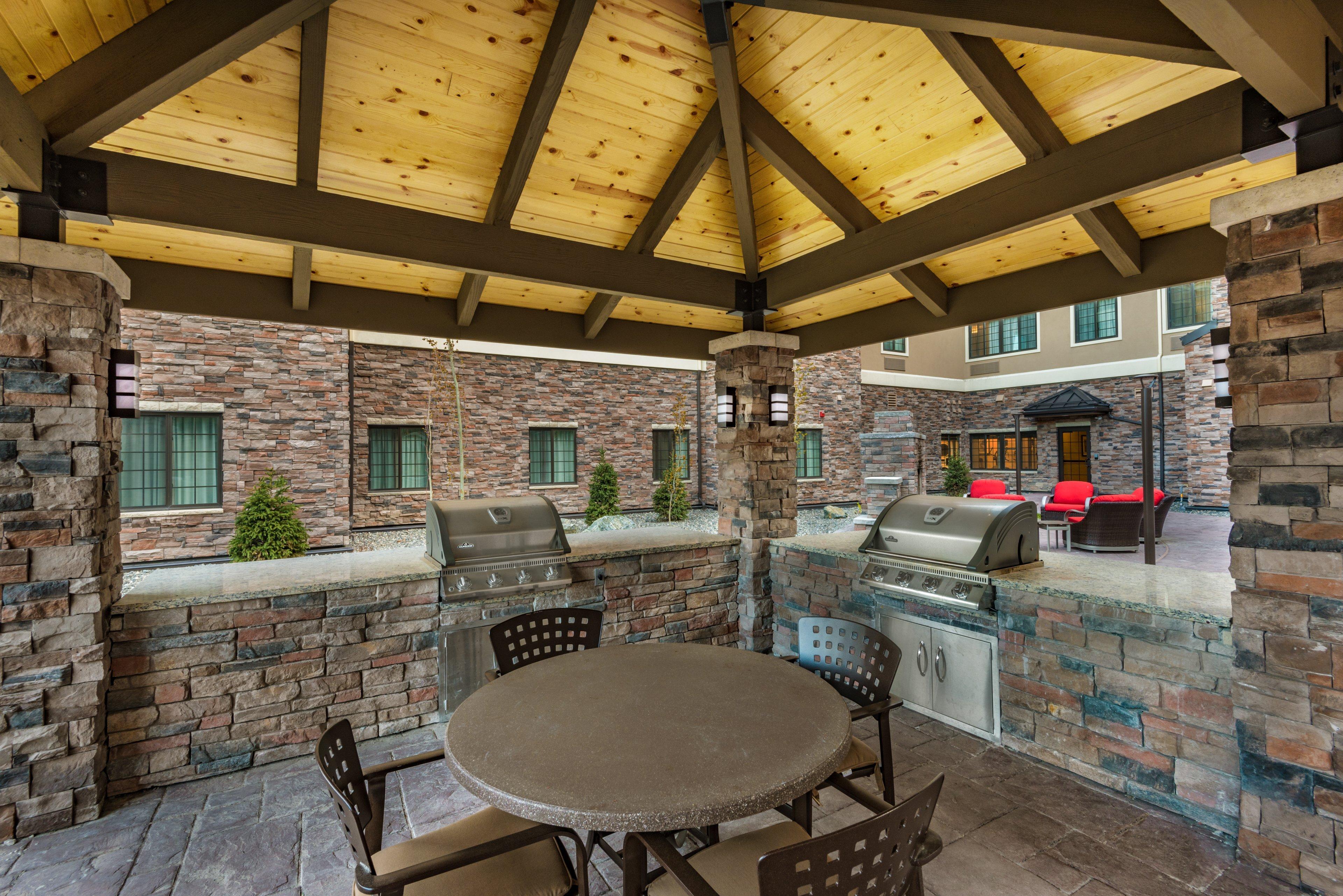Staybridge Suites Anchorage By Ihg Esterno foto
